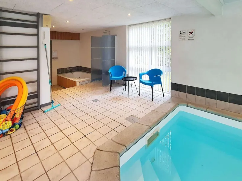 Billede 5 af 10 Person Holiday Home in Hadsund