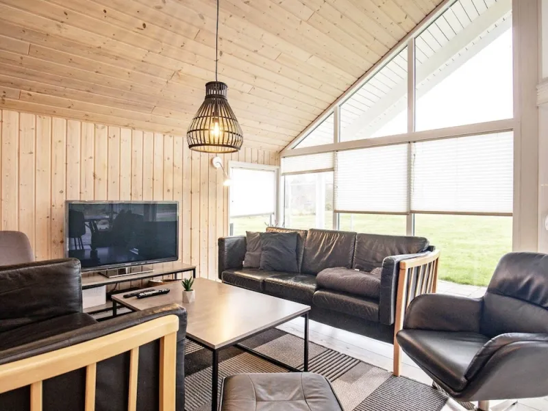 Billede 4 af 14 Person Holiday Home in Hojslev