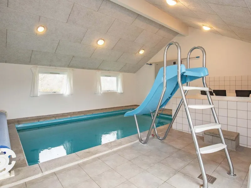 Billede 29 af 14 Person Holiday Home in Hojslev