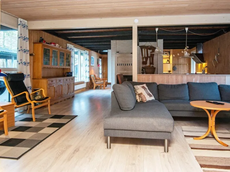 Billede 13 af Tranquil Holiday Home in Glesborg with Hot Tub & Sauna