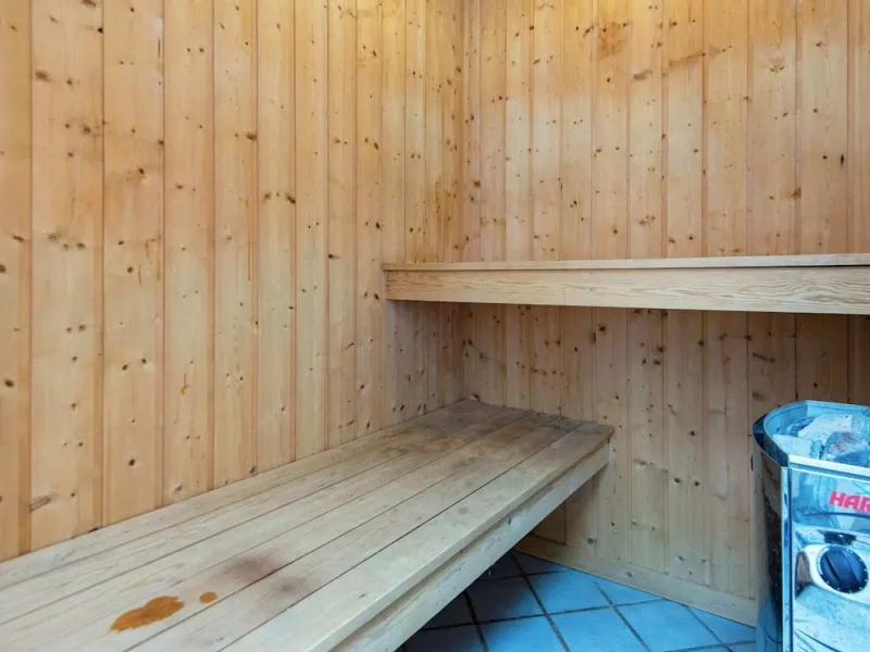 Billede 24 af Tranquil Holiday Home in Glesborg with Hot Tub & Sauna