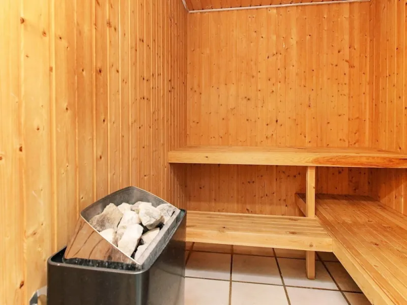 Billede 7 af 12 Person Holiday Home in Vaeggerlose