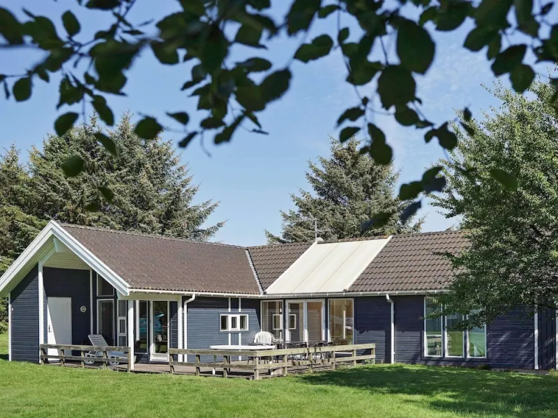 Holiday Home With Sauna by Beach photo 1