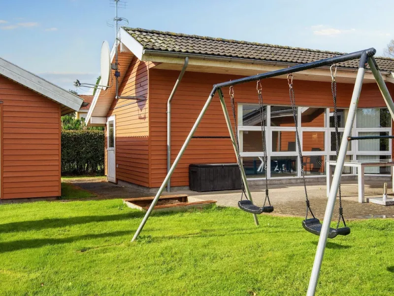 Seclusive Holiday Home in Jutland near Sea photo 2