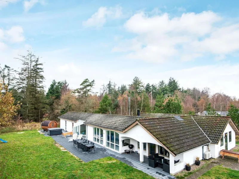 Luxury Retreat With Pool - By Traum Ferienwohnungen photo 5