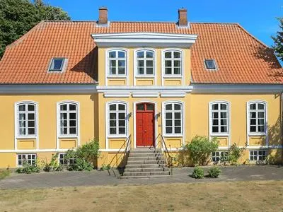 Billede 32 af Vintage Holiday Home in Syddanmark With Private Whirlpool