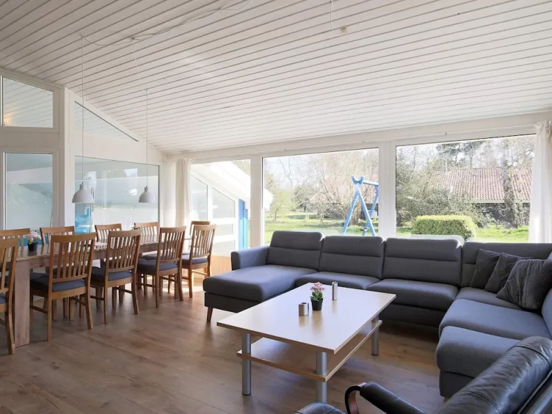 Billede 6 af 12 Person Holiday Home in Vaeggerlose