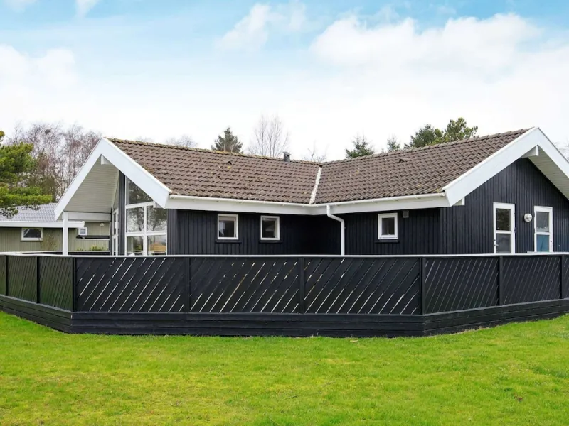 8 Person Holiday Home in Humble