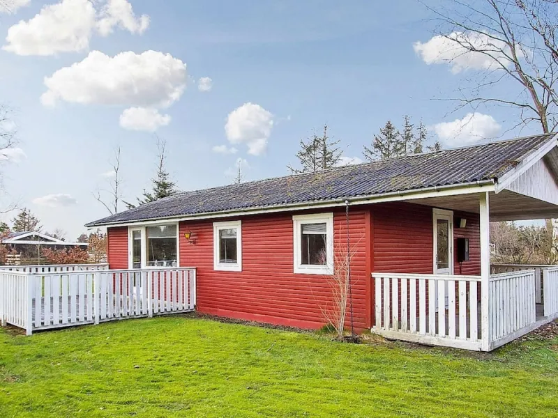 Billede 12 af Cozy Holiday Home in Storvorde near Sea