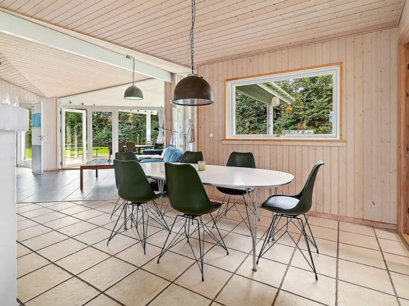 Billede 5 af 10 Person Holiday Home in Gilleleje-by Traum