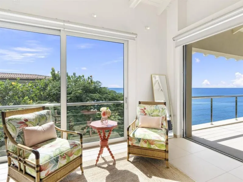 Luxury 4BR Villa with Private Pool and Ocean Views