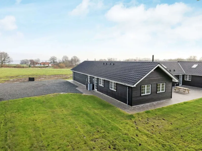 Billede 25 af 26 Person Holiday Home in Frorup