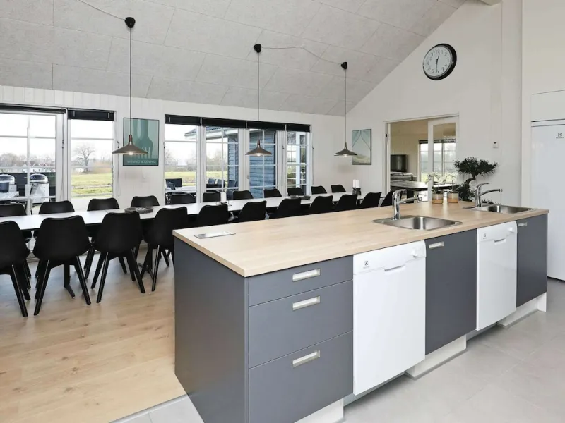Billede 28 af 26 Person Holiday Home in Frorup