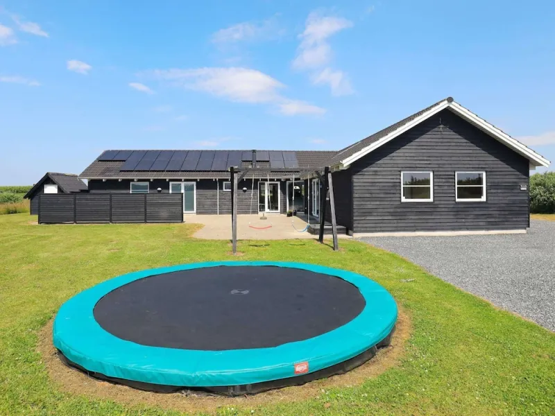 Billede 22 af 16 Person Holiday Home in Lokken-by Traum