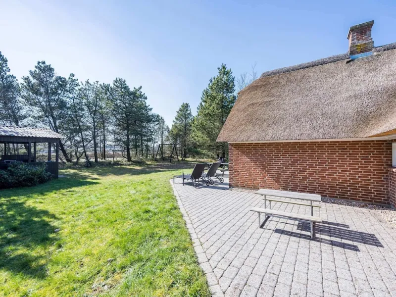 Billede 6 af 10 Person Holiday Home in Norre Nebel