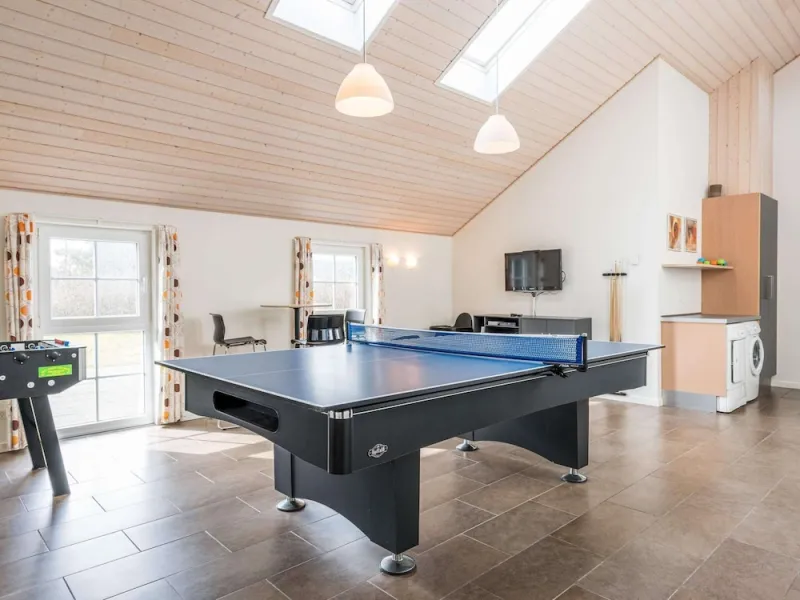 Billede 16 af 14 Person Holiday Home in Blavand