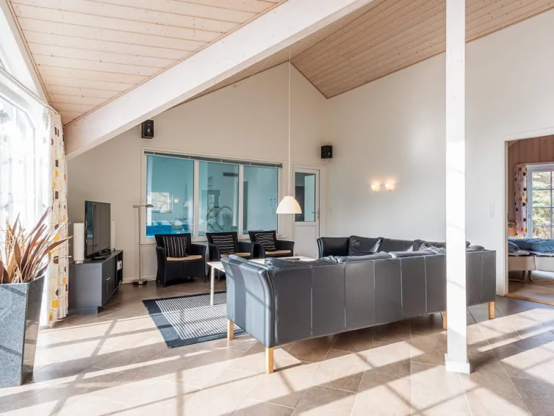 Billede 34 af 14 Person Holiday Home in Blavand