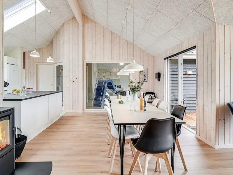 Billede 2 af 14 Person Holiday Home in Vejby
