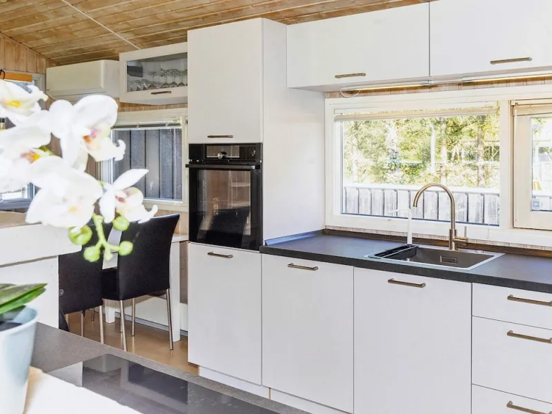 Billede 7 af 10 Person Holiday Home in Saltum-by Traum
