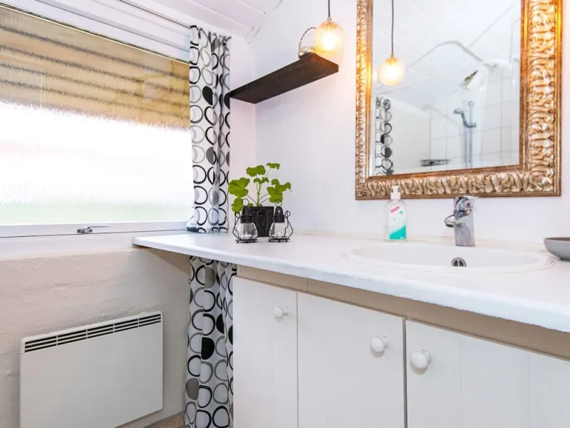 Billede 40 af 4 Person Holiday Home on a Holiday Park in Hemmet