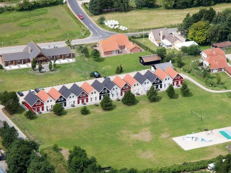 4 Person Holiday Home on a Holiday Park in Blavand