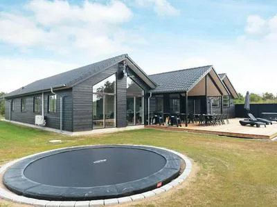 Billede 43 af 5 Star Holiday Home in Hojslev
