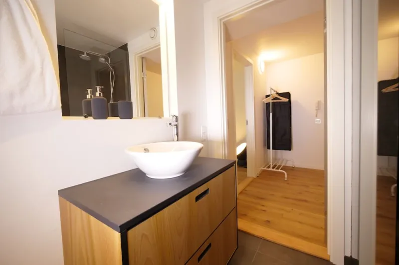 Rent a place to sleep 1 photo 8