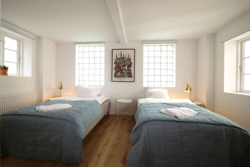 Rent a place to sleep 1 photo 9