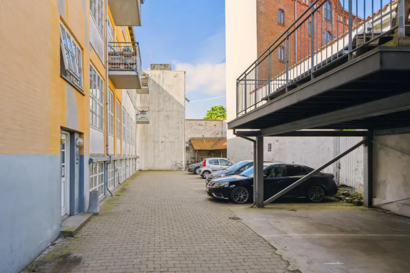 Billede 2 af Come Stay 4BR med plads til 7 i hjertet af Aarhus