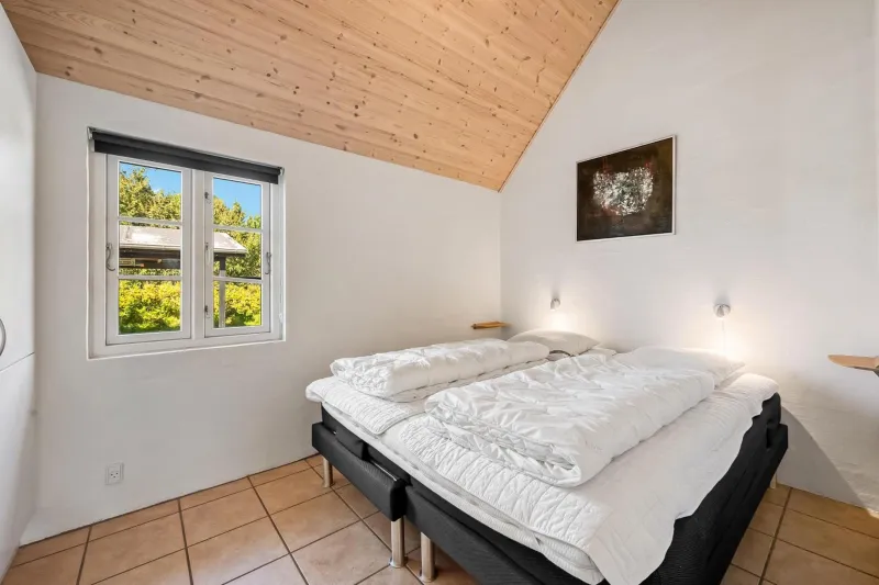 Lovely Holiday Home With Fantastic Views, Fenced Grounds, And A Wilderness Bath photo 8