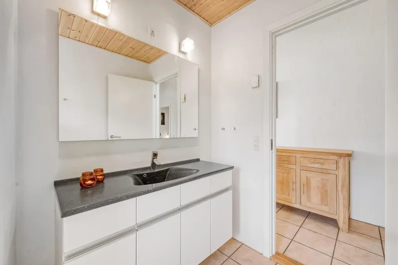 Lovely Holiday Home With Fantastic Views, Fenced Grounds, And A Wilderness Bath photo 23