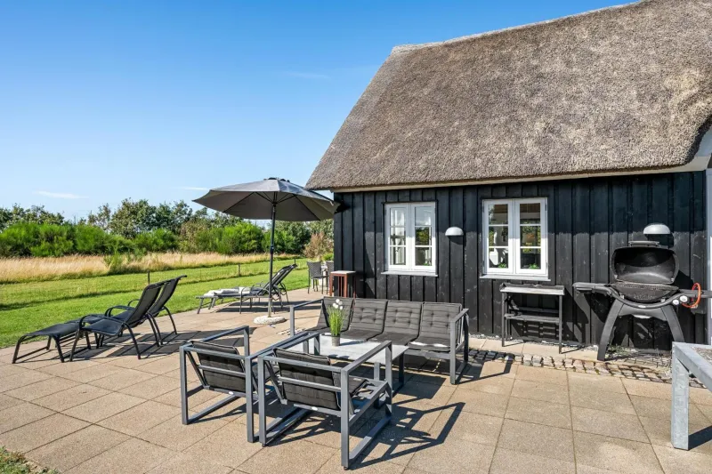 Lovely Holiday Home With Fantastic Views, Fenced Grounds, And A Wilderness Bath photo 24