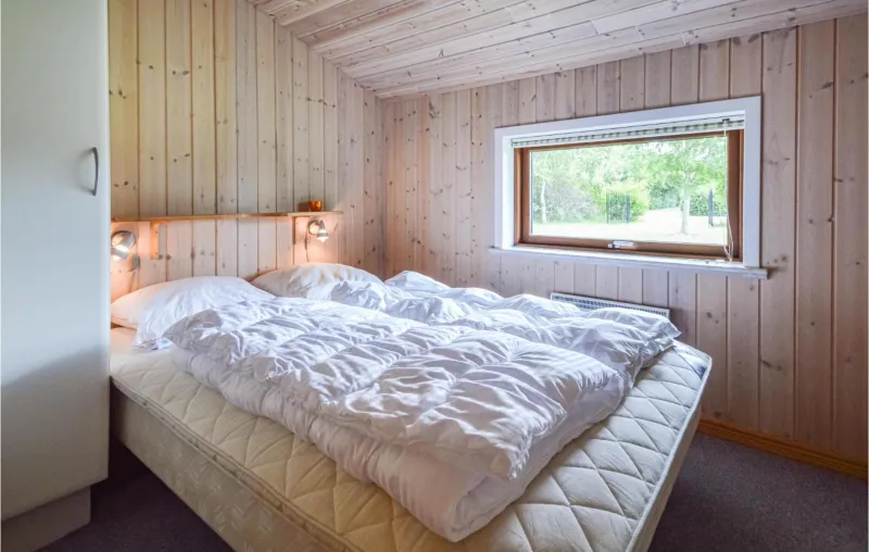 Awesome Home In Tarm With Sauna photo 12