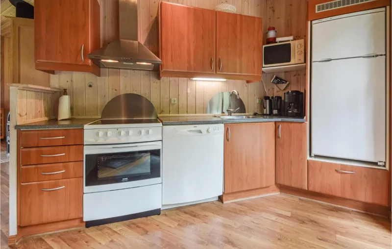 Awesome Home In Tarm With Sauna photo 15