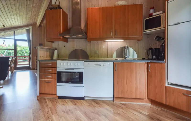 Awesome Home In Tarm With Sauna photo 17