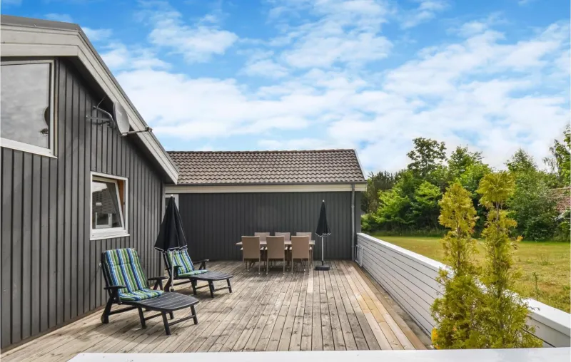Cozy Home In Ebeltoft With Sauna photo 2