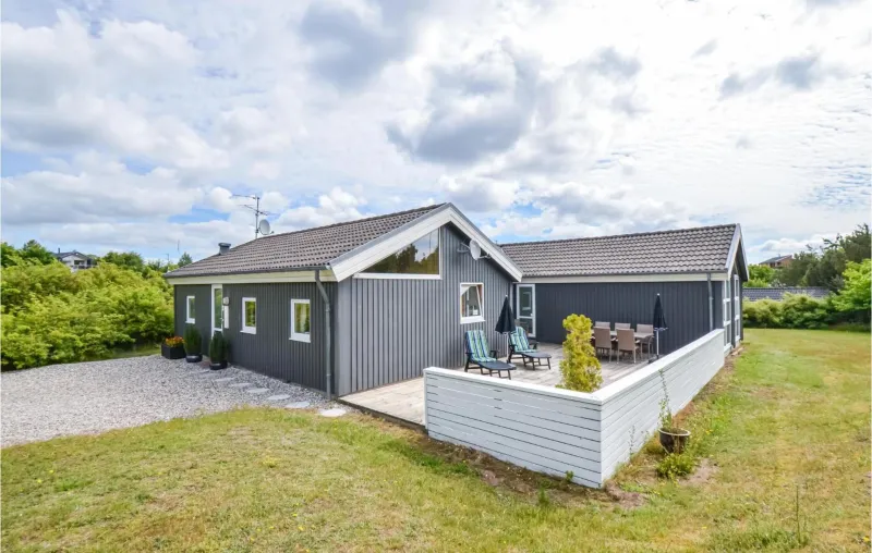 Cozy Home In Ebeltoft With Sauna photo 5