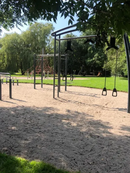 Charming Apartment with Lake View, Tennis Court- 5 Minutes from Odense Center photo 12