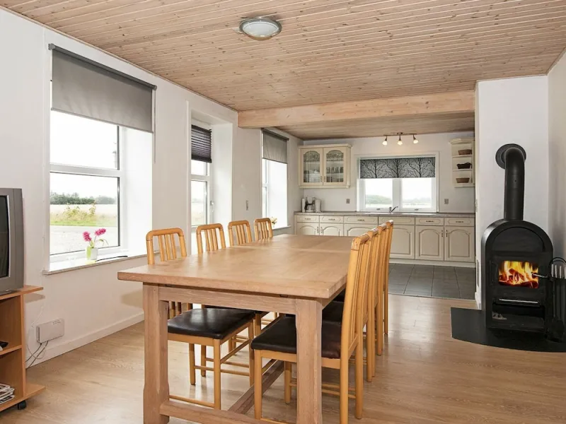 Billede 2 af 12 Person Holiday Home in Bredebro-by Traum
