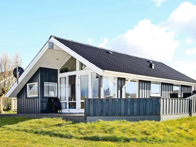 Lovely Holiday Home in Lemvig near Sea
