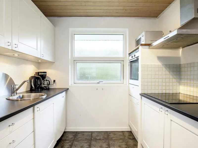 Billede 25 af 10 Person Holiday Home in Vaeggerlose