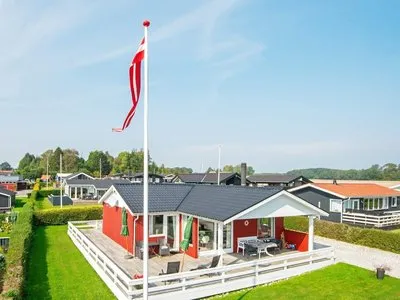 Billede 22 af 6 Person Holiday Home in Juelsminde-by Traum