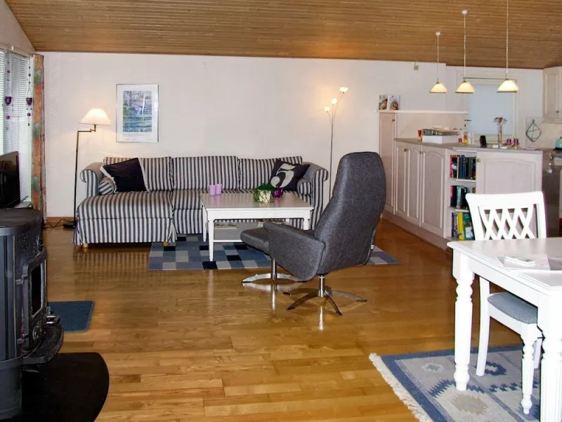 Billede 11 af 8 Person Holiday Home in Vaeggerlose
