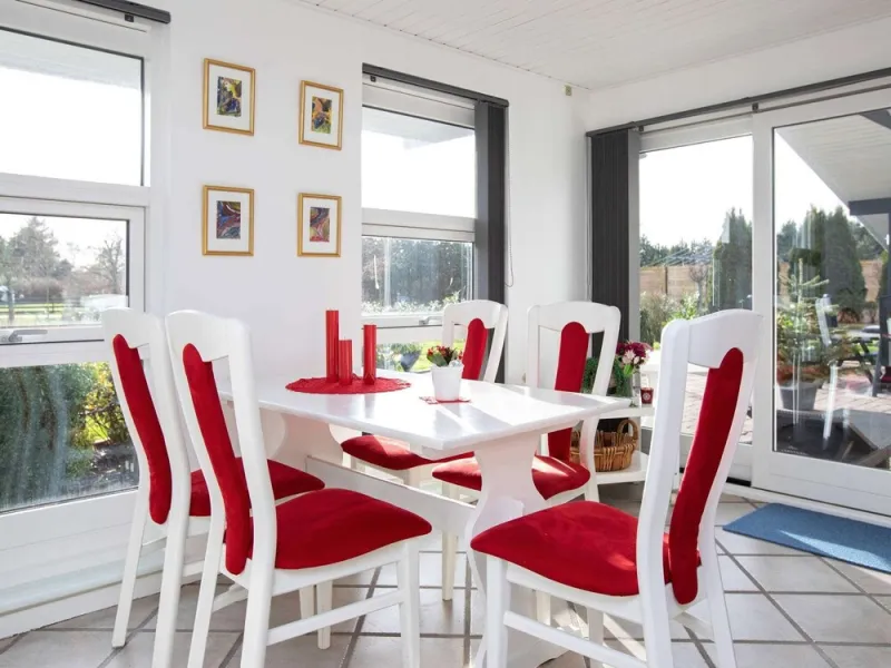 Billede 14 af 8 Person Holiday Home in Vaeggerlose