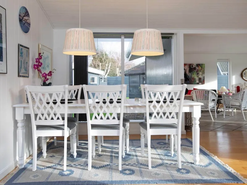 Billede 16 af 8 Person Holiday Home in Vaeggerlose