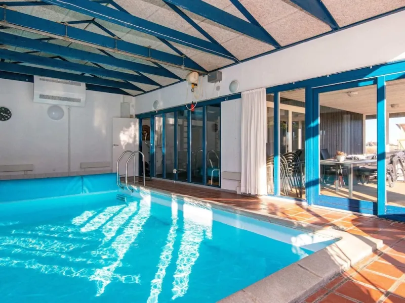 Billede 13 af Wheelchair Accesible Cottage With Pool