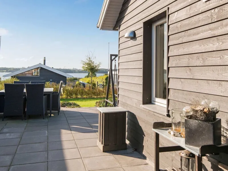 Billede 2 af Seaside Serenity in Teglgarden-by Traum