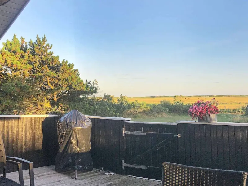 5 Person Holiday Home in Blavand-by Traum