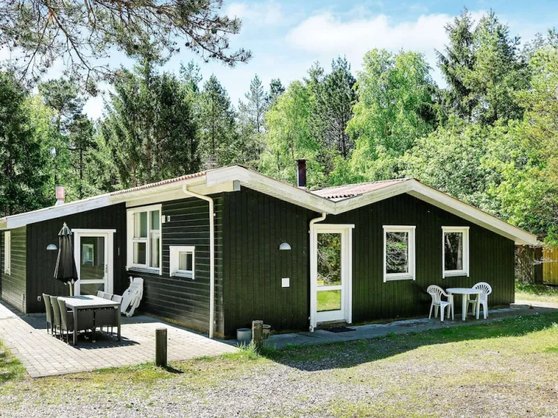 10 Person Holiday Home in Hadsund-by Traum