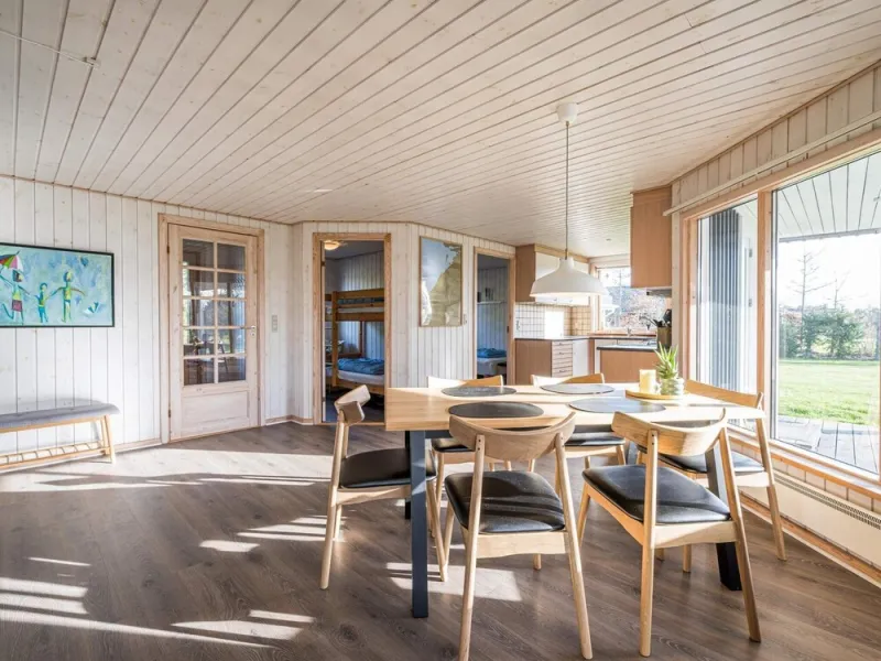 Billede 2 af 6 Person Holiday Home in Tarm